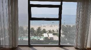 4-Star Hotel Apartment with the Best Ocean View in Da Nang Apartment in Da Nang