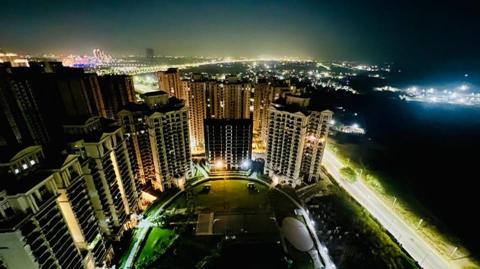 Cozy Haven Apartment in Noida