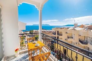 Jakuzili ve Deniz Manzaralı Daire 301 Vacation rental in Kas