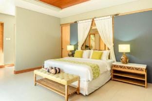 Camellia 3 BR Private Pool Villa DH03 Villa in North Kuta