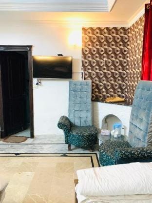 Grace Palace Guest House Apartment in Islamabad