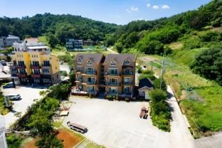 Samcheok Bada Sketch Pension Bed and Breakfast in South Korea