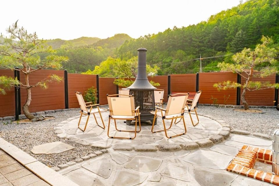 Chuncheon Private House Small House in the Forest 2 Bed and Breakfast in Gyeonggi-do
