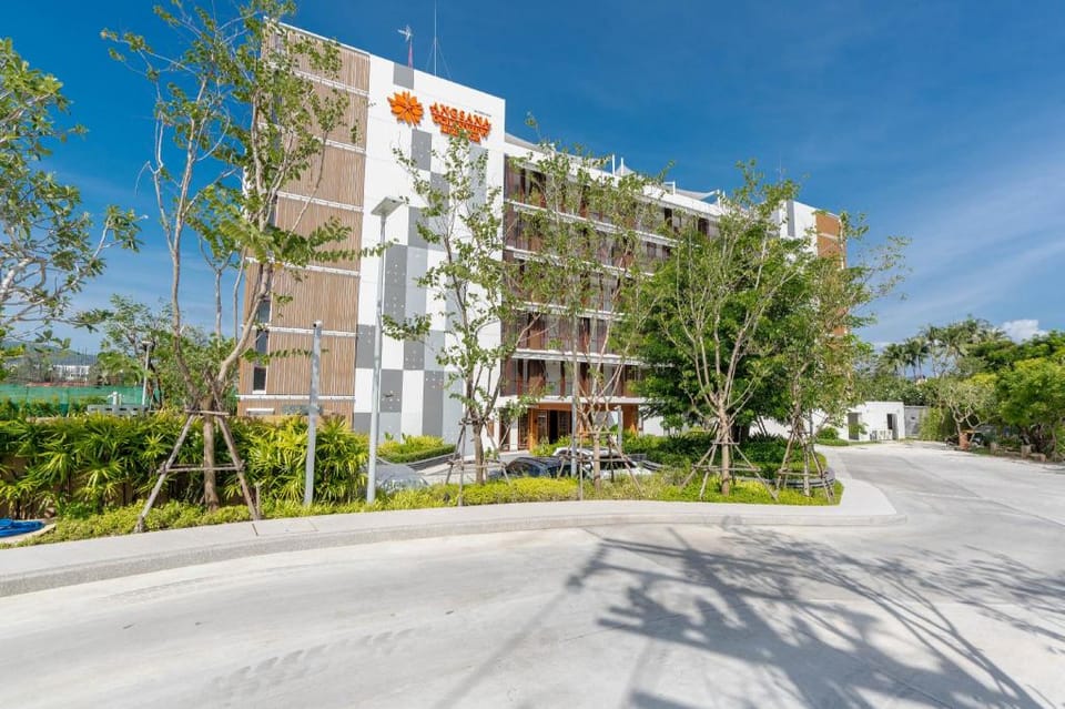 Magnificent apt in a Laguna on the lake shore Apartment in Choeng Thale