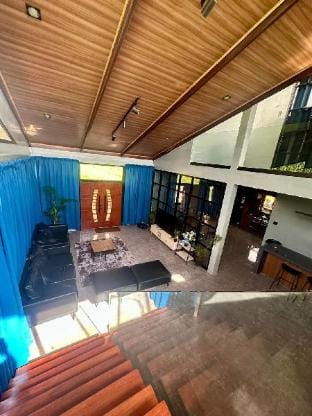 Mennen’s Glass House - Valencia Vacation rental in Northern Mindanao