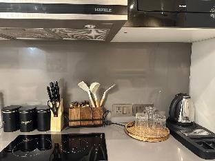 Absolute house Apartment in Noida