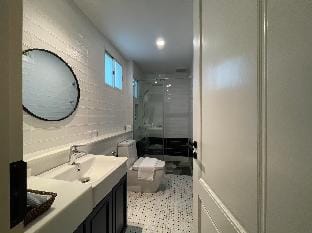 Room 901 (33 sqm) Ensuite Bedroom with 1 king bed Apartment in Chiang Mai