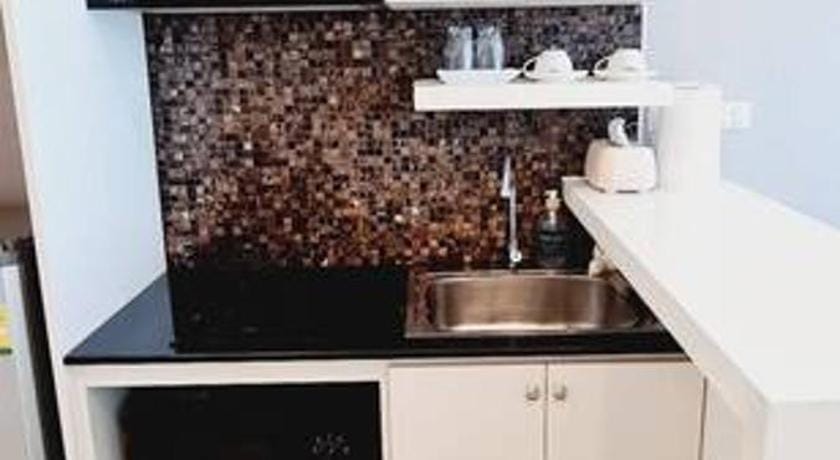 Cosy SeaView Room, High Floor, free Netflix  Apartment in Chon Buri Changwat