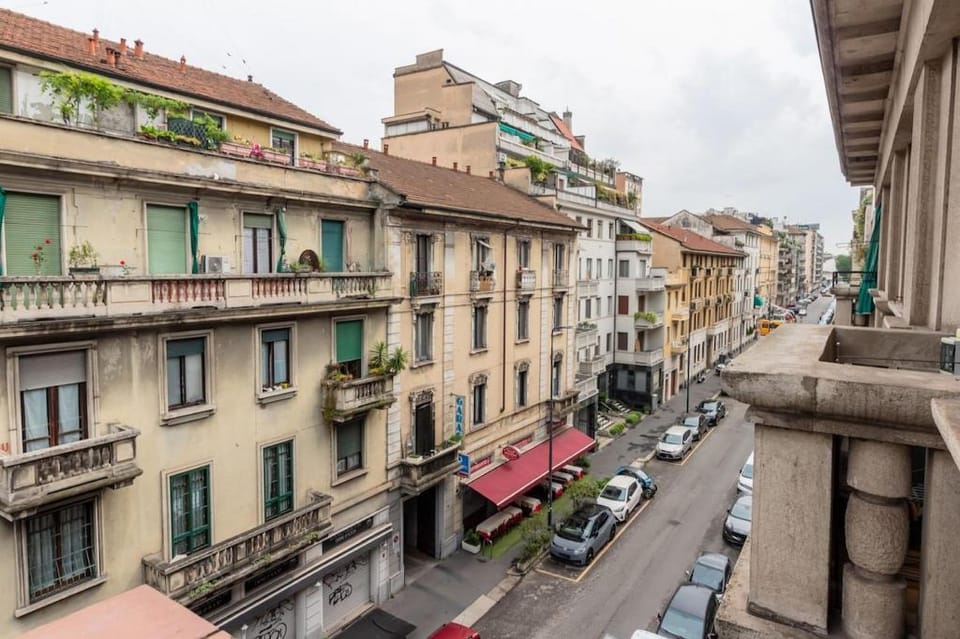 Dimora Soperga  freshly designed and spacious Apartment in Milan