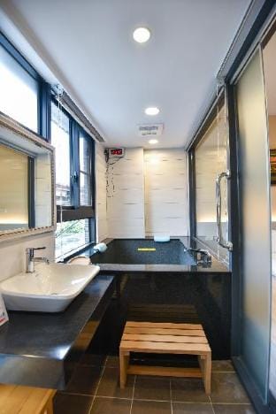 1796 Time-Flow D Vacation rental in Taiwan, Province of China
