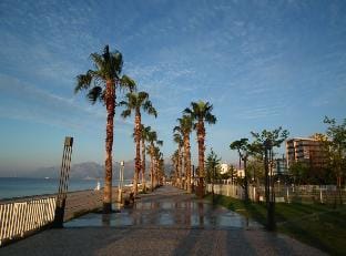 Luxury 3+1 Residence Pool-Security-Parking-Wi-Fi Apartment in Antalya