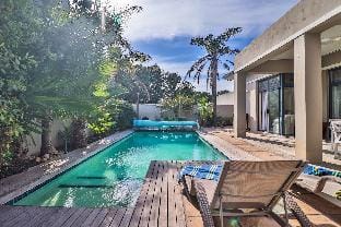 Bayhill Terrace 17 by CTHA Vacation rental in Cape Town