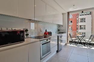 The Capital Mirage 704 by CTHA Apartment in Cape Town