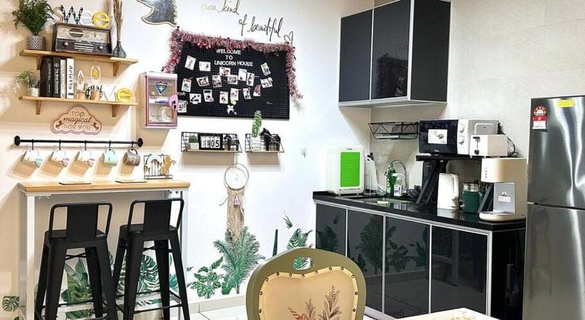 Unicorn Fairy Theme 2BR A/port Suite# Straits Intl Apartment in Bayan Lepas
