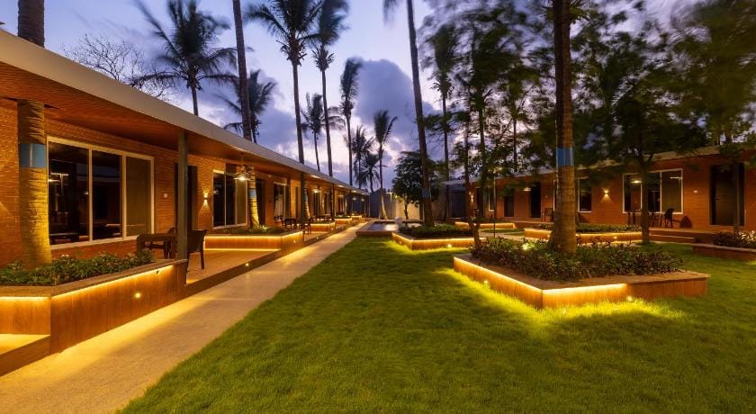 Mauli Stays Hotel in Maharashtra