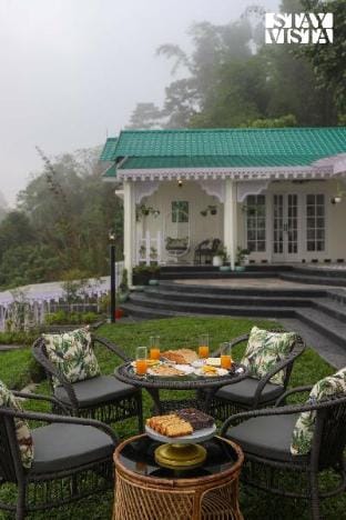 Forktail House with Swimming Pool at Kalimpong by StayVista Villa in West Bengal