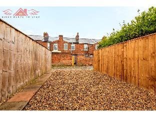 Last Min Deals w/ Garden&Parking near City Centre Vacation rental in Darlington