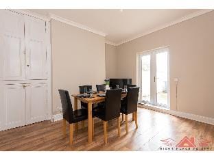 Last Min Deals w/ Garden&Parking near City Centre Vacation rental in Darlington