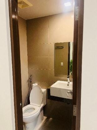 One Manchester Place Condo by EJB Apartment in Lapu-Lapu City