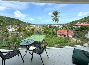 Sea view 2br Kata apartment near Santosa SPA D5 Apartment in Rawai