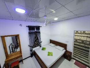 Nilaveli Guest House Villa Vacation rental in Sri Lanka