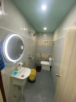 RvINN Apartment in Varanasi