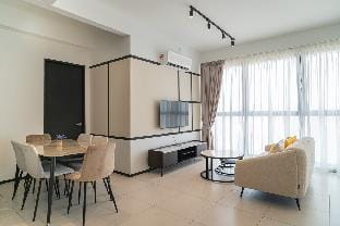Urban Suites By Bold@Seaview Vacation rental in George Town