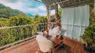 Somsee Tree House Vacation rental in Thailand