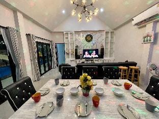 Heartbeat THE WISDOM  Villa in Pattaya City