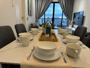 Brand New PJ D'sara 2BR 1B Suite (F)3CPark Apartment in Subang Jaya