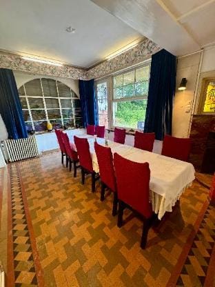 la dewez a loverval Villa in Charleroi