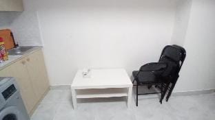 Furnished separate studio on Sheikh Zayed Road Apartment in Dubai