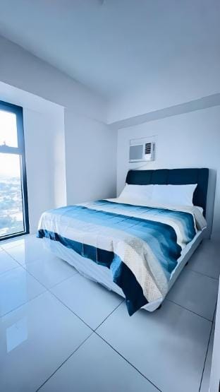 Bethany Cebu Staycation with a Pool Apartment in Lapu-Lapu City