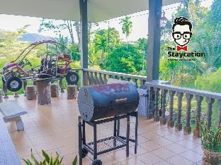 Staycation Homestay 50 Peaceful Villa Damai Vacation rental in Kuching