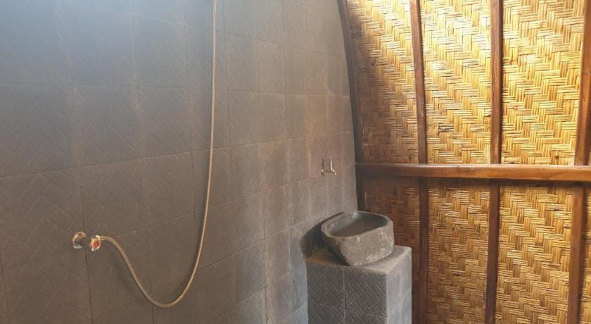 Jambu Guesthouse Hotel in Nusapenida