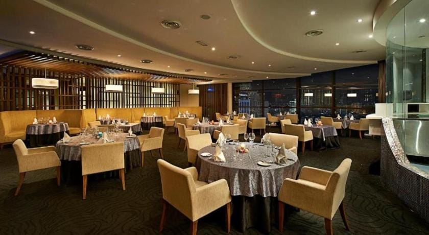 Luxhouz Suites at Times Square Kuala Lumpur Hotel in Federal Territory of Kuala Lumpur
