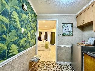 One Bedroom Suite with Balcony Greenbelt Radisson  Apartment in Pasay