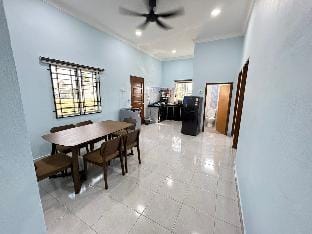 Afdal homestay Vacation rental in Kedah