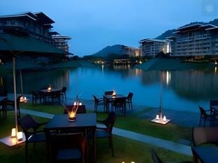 Cozy Pico de Loro with Mountain View Apartment in Nasugbu