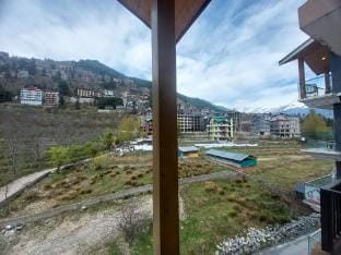 Mareema Regency(Pure Veg Hotel) Apartment in Manali