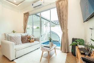 Teddy House Cozy 3BD Poolvilla Pattaya Vacation rental in Pattaya City