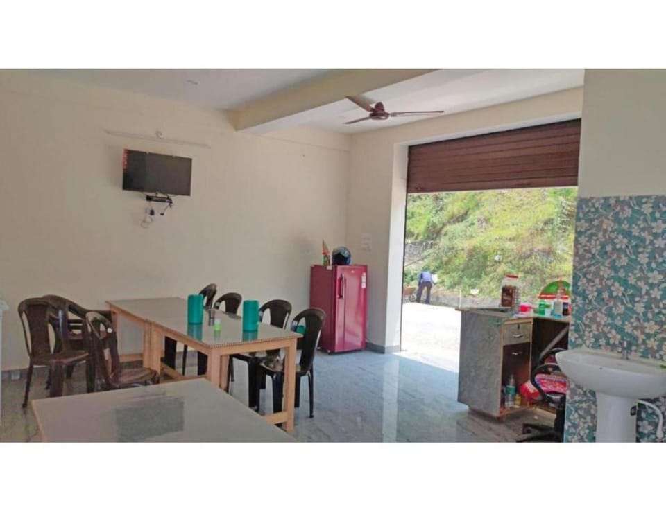 Goroomgo Amba Niwas Home Stay Uttarkashi Hotel in Uttarakhand