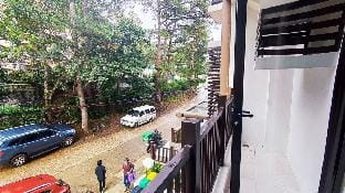 CozyNest with balcony near SM, and Session road Vacation rental in Baguio