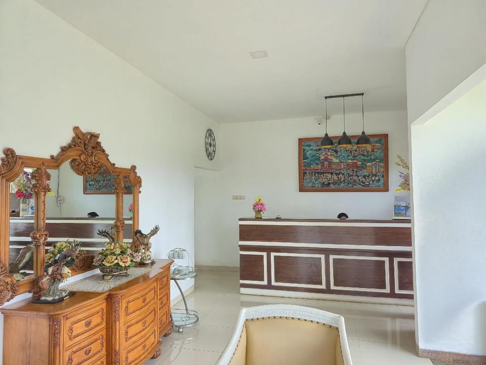 Capital O 94094 New Lembah Nyiur Hotel in Cisarua