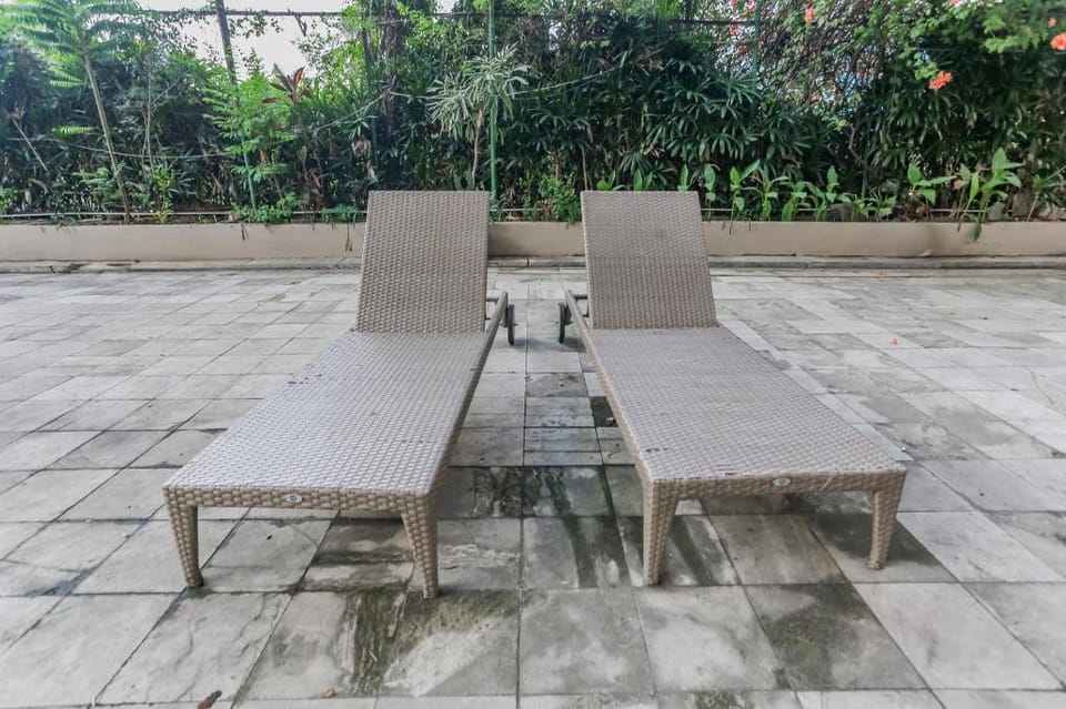 OYO 94117 Mr Rooms Appartement Mutiara Hotel in West Java
