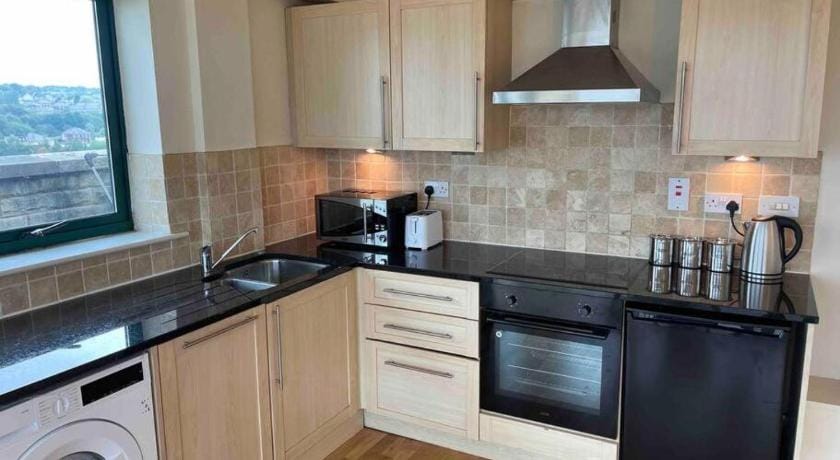 2 bedrooms, 2 bathrooms Stunning Penthouse view Apartment in Bradford