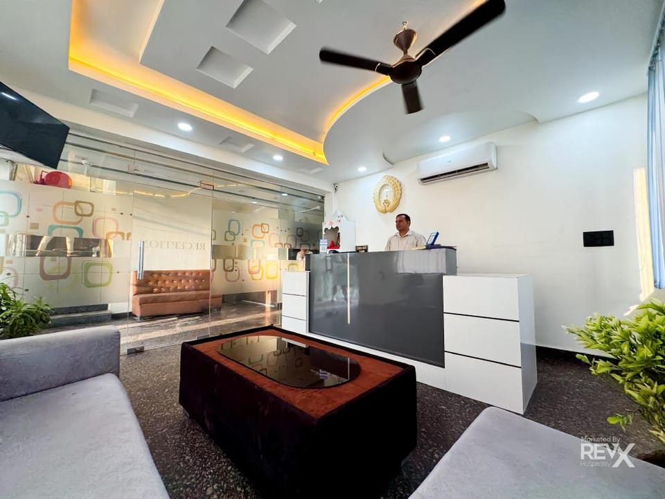Hotel Vrinda Sarovar Hotel in Uttar Pradesh