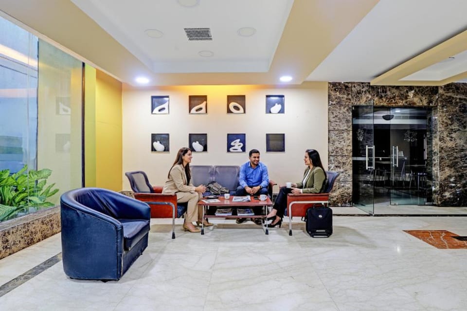 FabHotel The Royal Plaza - Koyambedu Hotel in Chennai