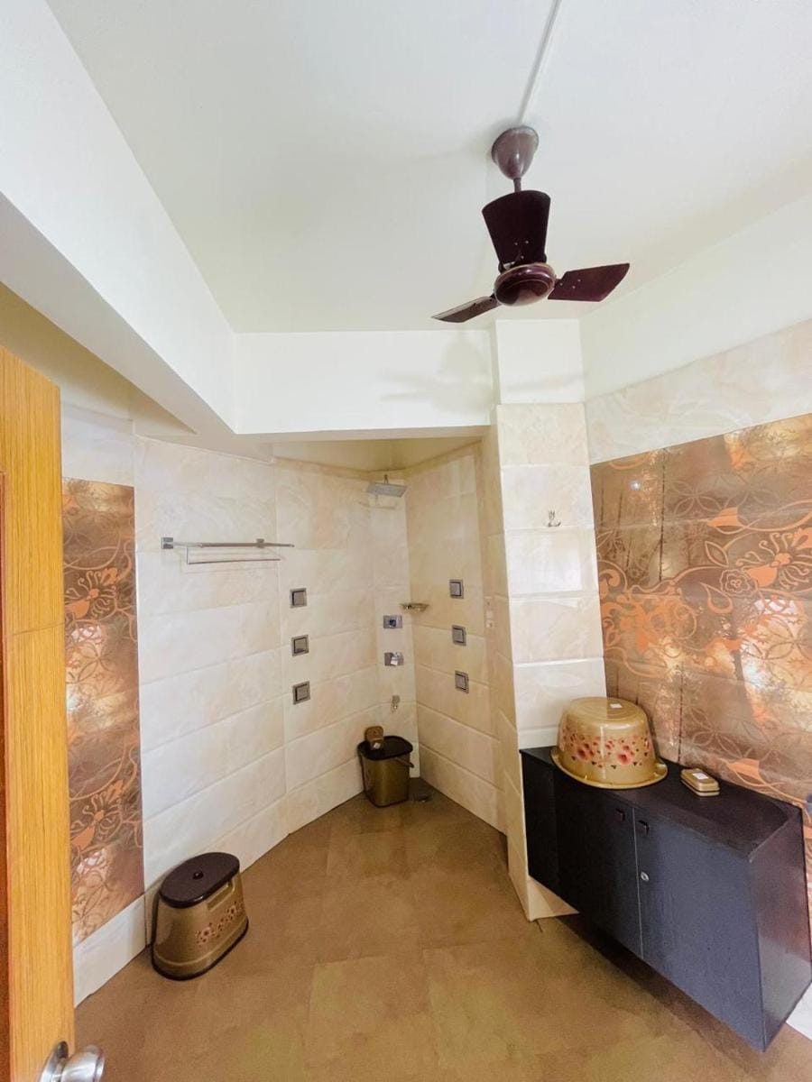 Siddharth Lake View Penthouse Hotel in Maharashtra