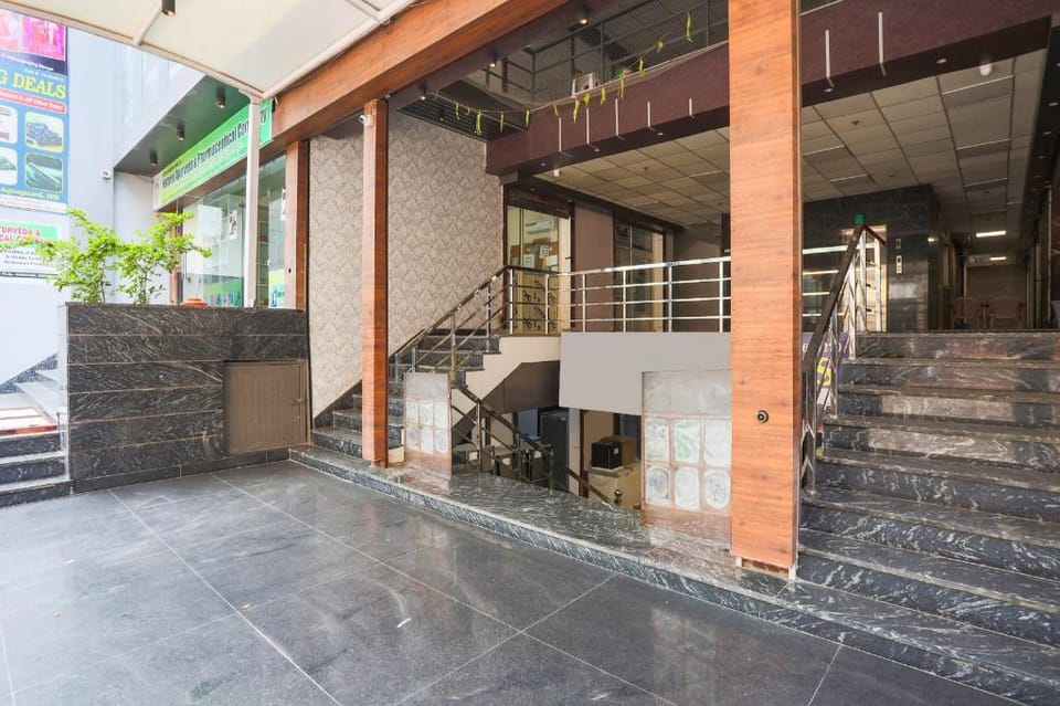 Super Townhouse Oak Hisar Hotel in Haryana